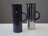 Stelton
Thermos
Iron dkr. 395,-
nice condition - normal tear and wear
Dark gray dkr. 295,-
New - never used
item no:
138649 Stelton
Thermos
Iron dkr. 395,-
nice condition - normal tear and wear
Dark gray dkr. 295,-
New - never used
item no:
138649