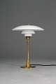 Poul Henningsen
/ Louis
Poulsen.
PH 3 1/2 table
...