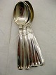 Lotus
dinnerspoon
