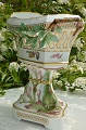 Royal
Copenhagen
Saxon flower
Rare fruit
basket on foot
1775
