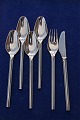 Farina Danish
silverplated
flatware.
Various cutlery
items