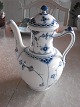 Royal
Copenhagen -
Half Lace
Mussel - Coffee
Pot No. ...