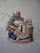 Potter at work.
H. 13 cm.