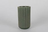 Lyngby Porcelæn
Lyngby vase med mørk grøn
original glasur
Sign. Lyngby Porcelæn + Danmark
Højde 12 cm
Fin stand
emne nr:
218994 Lyngby Porcelæn
Lyngby vase med mørk grøn
original glasur
Sign. Lyngby Porcelæn + Danmark
Højde 12 cm
Fin stand
emne nr:
218994