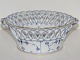 Blue Fluted
Full Lace with
gold edge
Round fruit
... Blue Fluted
Full Lace with
gold edge
Round fruit
...