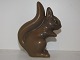 Knud Basse art
pottery
Squirrel
figurine Knud Basse art
pottery
Squirrel
figurine