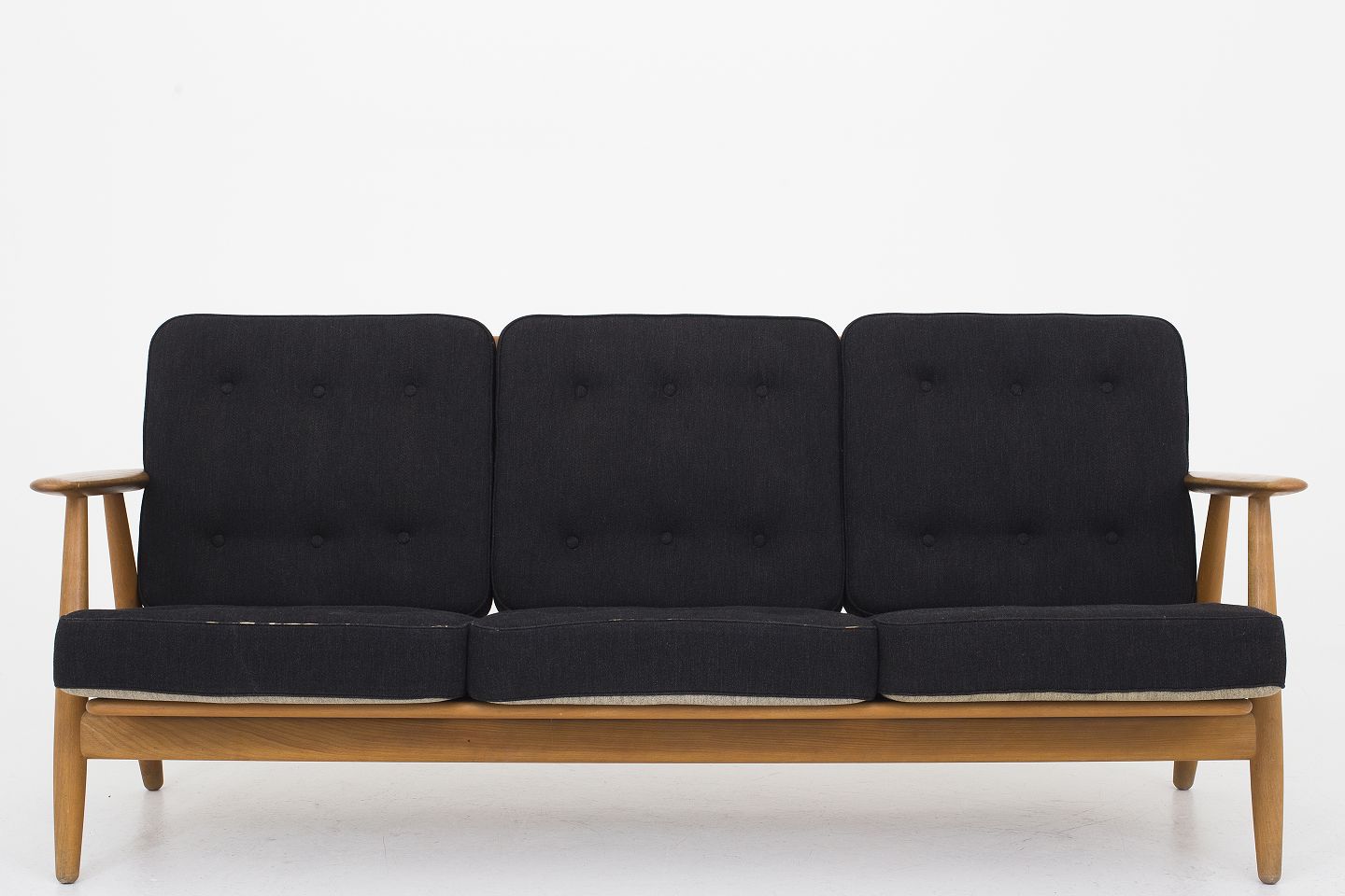 Worldantique Hans J Wegner Getama Ge 240 3 Seater The Ge 240 3 Seater The Cigar Sofa In Beech W Cushions Wool 1 Pc Stock Good Used Condition Location Roxy Klik Showroom Jorisvej 11