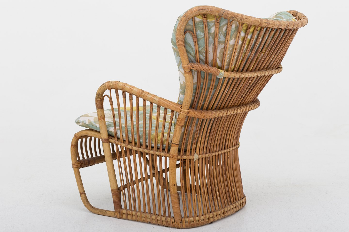 Worldantique.net r. wengler / wengler wicker chair w. new cushions ... Kurvestol