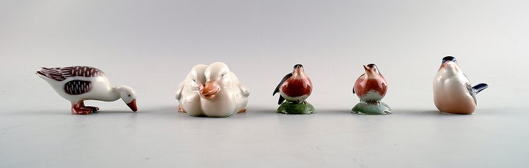 5 Royal Copenhagen and B & G, Bing & Grondahl porcelain figurines.
Ducks, goose, 3 birds.