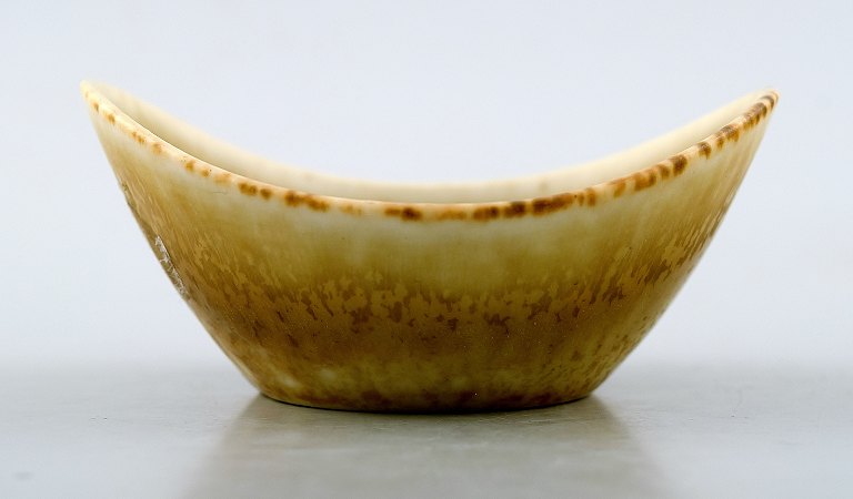 Carl-Harry Stålhane, Rørstrand/Rorstrand, ceramic bowl.
