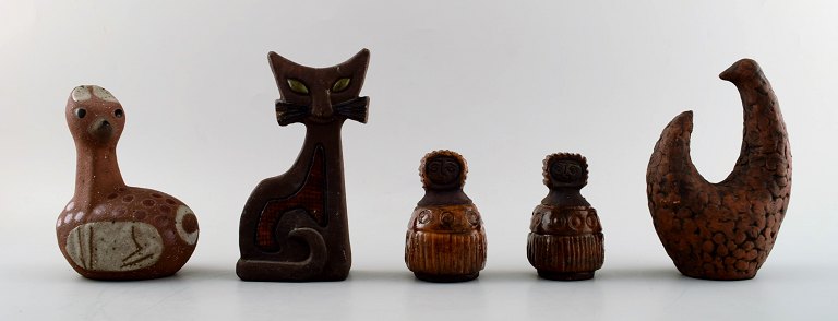 Thomas Nittsjö and Lars Bergsten, five unique ceramic figures.
