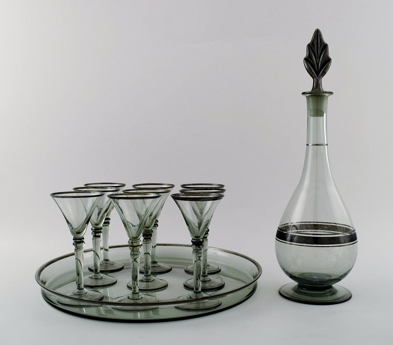 SIMON GATE for Orrefors, Art deco art glass 9p. Liqueur set with decanter on 
tray.