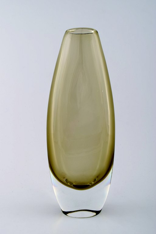 Bengt Orup, Johansfors. Art Glass Vase.
Designed in the 1950s / 60s.