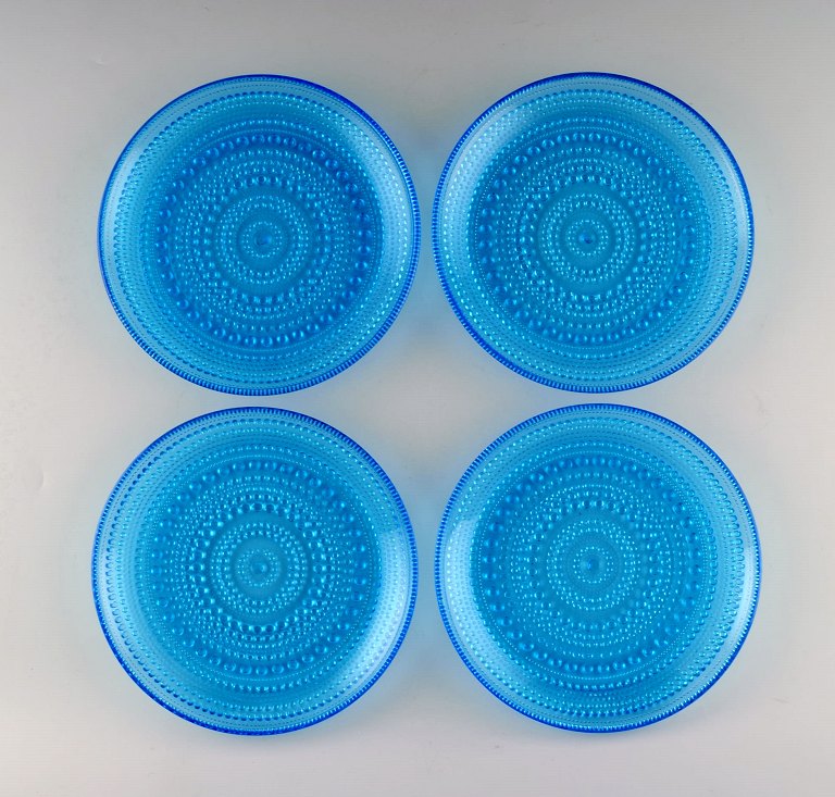 Oiva Toikka for Nuutajärvi, "Kastehelmi" four plates in blue art glass.
