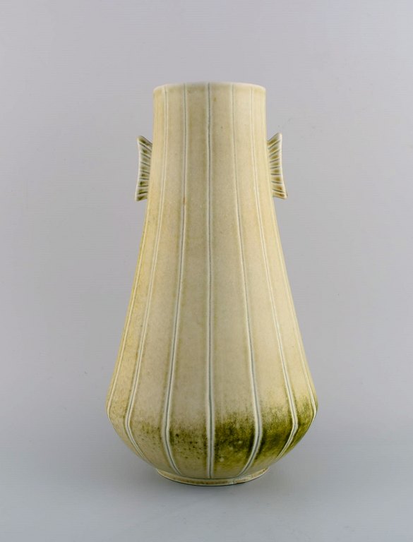 Gunnar Nylund for Rörstrand. Large rare unique Air Force vase in glazed 
stoneware. Swedish design, mid 20th century.
