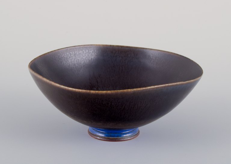 Berndt Friberg for Gustavsberg, Sweden. Unique Studiohand ceramic bowl with 
glaze in blue-green tones.