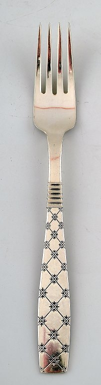 Jens Quistgaard 1919-2008. Star. Silver plated cutlery.
2 dinner forks.