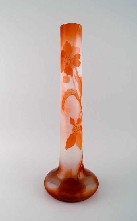 Colossal antique Emile Gallé vase in frosted and orange art glass carved in the 
form of flowers and foliage. Japanism, 1890s. Museum quality.
