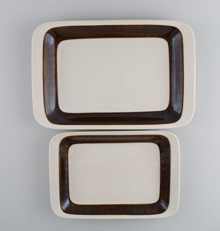 Hertha Bengtson (1917-1993) for Rörstrand. Two Koka serving dishes in glazed 
stoneware. 1960s.
