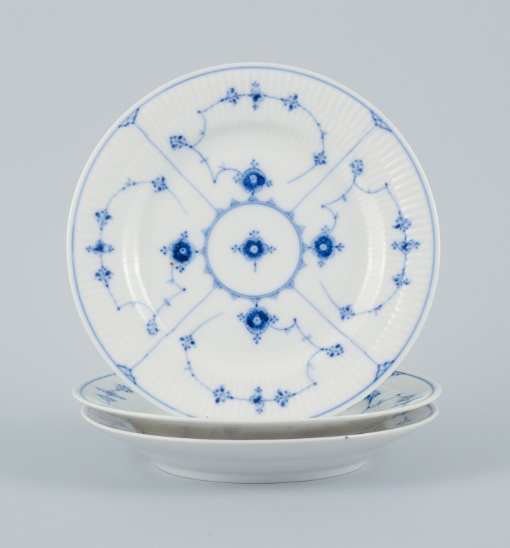 Royal Copenhagen, Blue Fluted plain, three antique lunch plates.