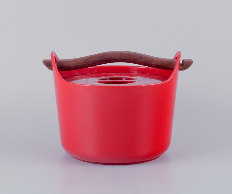 Timo Sarpaneva for Rosenlew, Finland, cast iron pot in red enamel with a wooden 
handle.