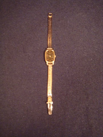 WorldAntique.net - Ladies Wrist watch. Seiko Quartz. with steel