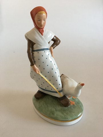 Royal Copehagen Figurine Goose Girl No 528 Overglaze