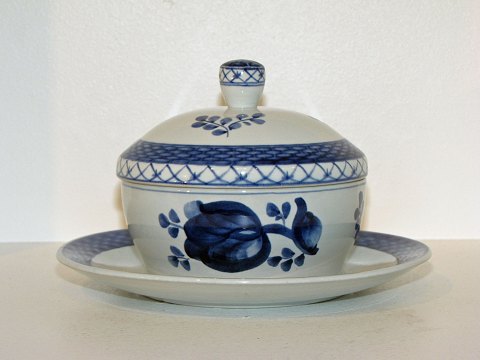 Tranquebar
Lidded bowl for butter