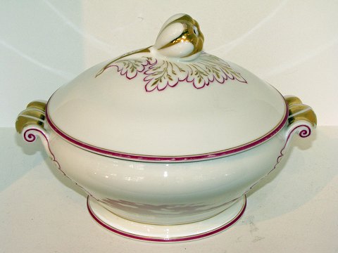 Bing & Grondahl Purpur with goldTureen from 1853-1895