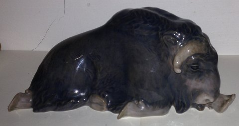 Royal Copenhagen Musk ox Figurine No 1443