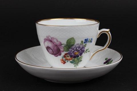 Royal Copenhagen
Let Saksisk Blomst
Coffee cup 1800
Kr. 400,-