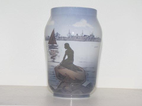 Royal Copenhagen
Vase - The Little Mermaid at Langelinie