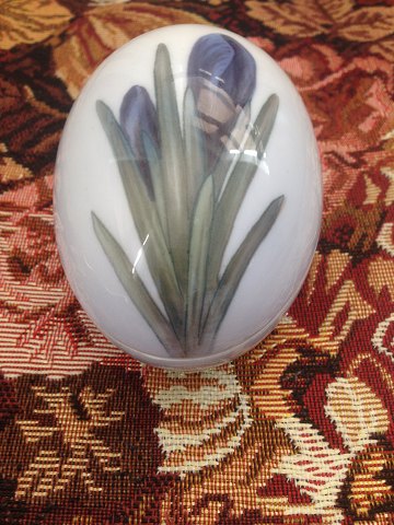 Royal Copenhagen Art Nouveau Easter Egg No 566/877