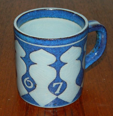 Small Annual Mug from Alumina 1967