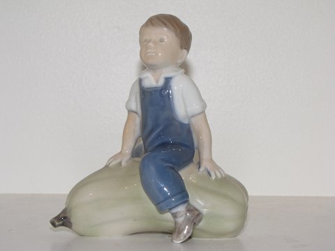 Royal Copenhagen figurine
Boy on gourd