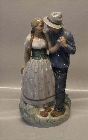 Royal Copenhagen figurine 3049 RC "Henrik og Else" H. Christensen 42 cm