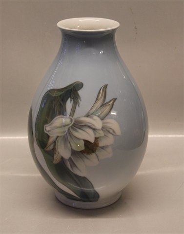 Royal Copenhagen 2650-2308 RC Vase with Flower Iris? and bugs: moth? 29 cm