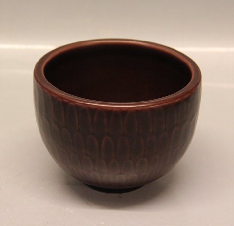 Aluminia Copenhagen Faience Marselis Redish Brown 2644 Marselis Redish brown 
bowl 8.8 x 12 cm Nils Thorson 1953	