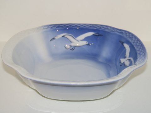 Seagull without gold edge
Small, square bowl for potatoes