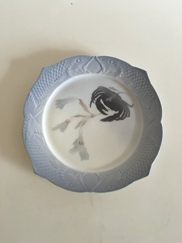 Royal Copenhagen Art Nouveau Tallerken med Fiskekant og krabbe No 40