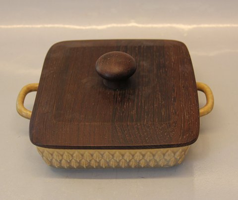 Fad med teaktræ låg box 17 x 20 cm Bing & Grøndahl Relief Quistgaard for B&G / 
Nissen Kronjyden Stoneware