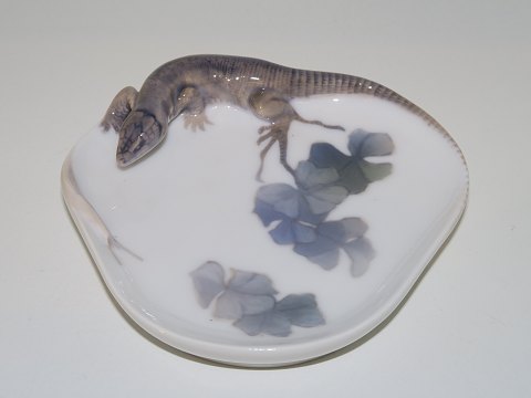 Royal Copenhagen
Art Nouveau tray with lizard from 1898-1923