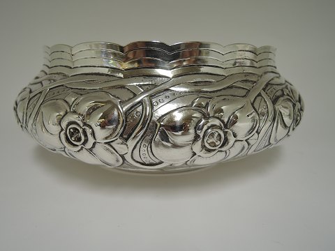 Dragsted
Silver (830)
silver Bowl