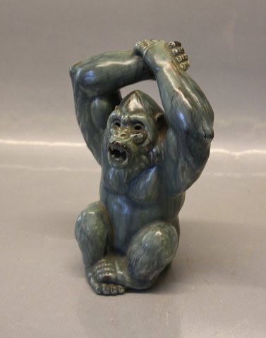 Arne Ingdam Gorilla - Monkey 20 cm A.J. Ingdam green glaze