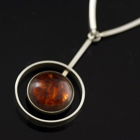 限定お買い得商品 - WorldAntique.net N.E. Amber with Necklace Silver Sterling From アクセサリー