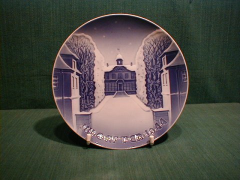 1944 Bing /& Grondahl Christmas Plate Sorgenfri Castle