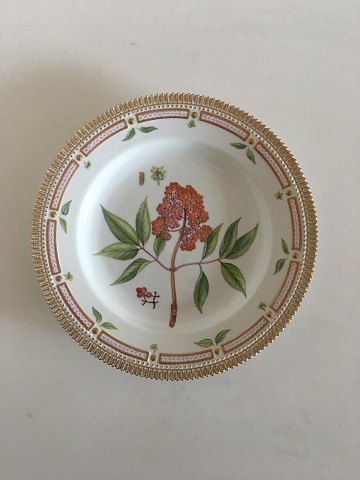 Royal Copenhagen Flora Danica Dinner Plate No 624