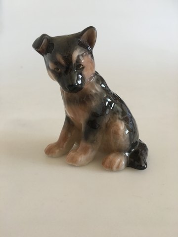 Royal Copenhagen "Puppy Collection" Alsatian Puppy Figurine No 754