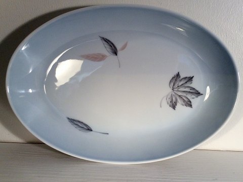 Bing & Grondahl
Falling Leaves
Oval dish
#15 #315
*100kr