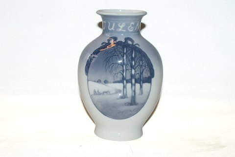 Royal Copenhagen Christmas Vase 1923